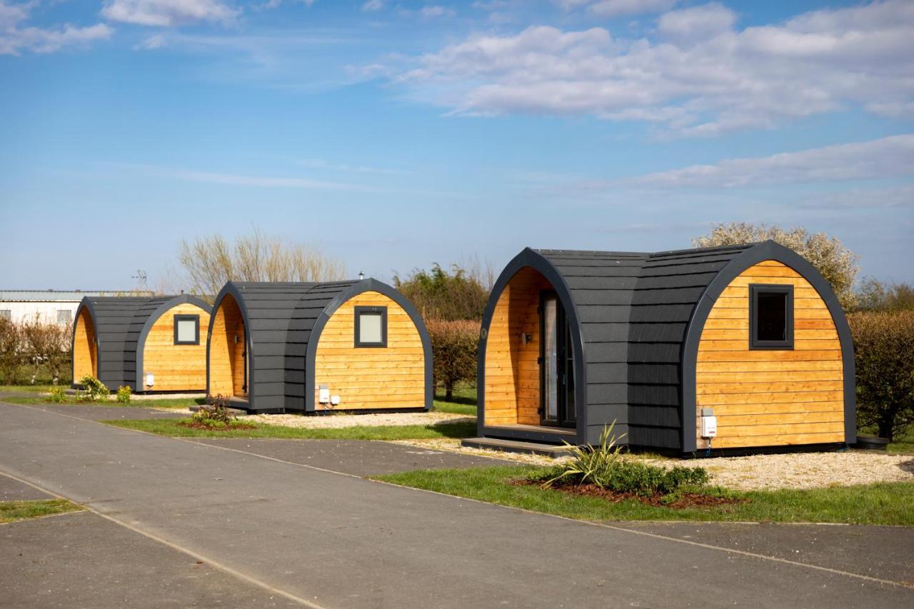 Camping Pods Hedley Wood Holiday Park Bridgerule Экстерьер фото